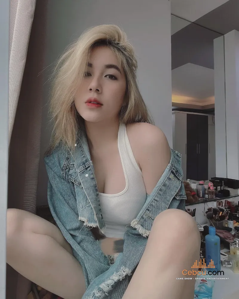 Hot girl Trần Bảo Trân 1