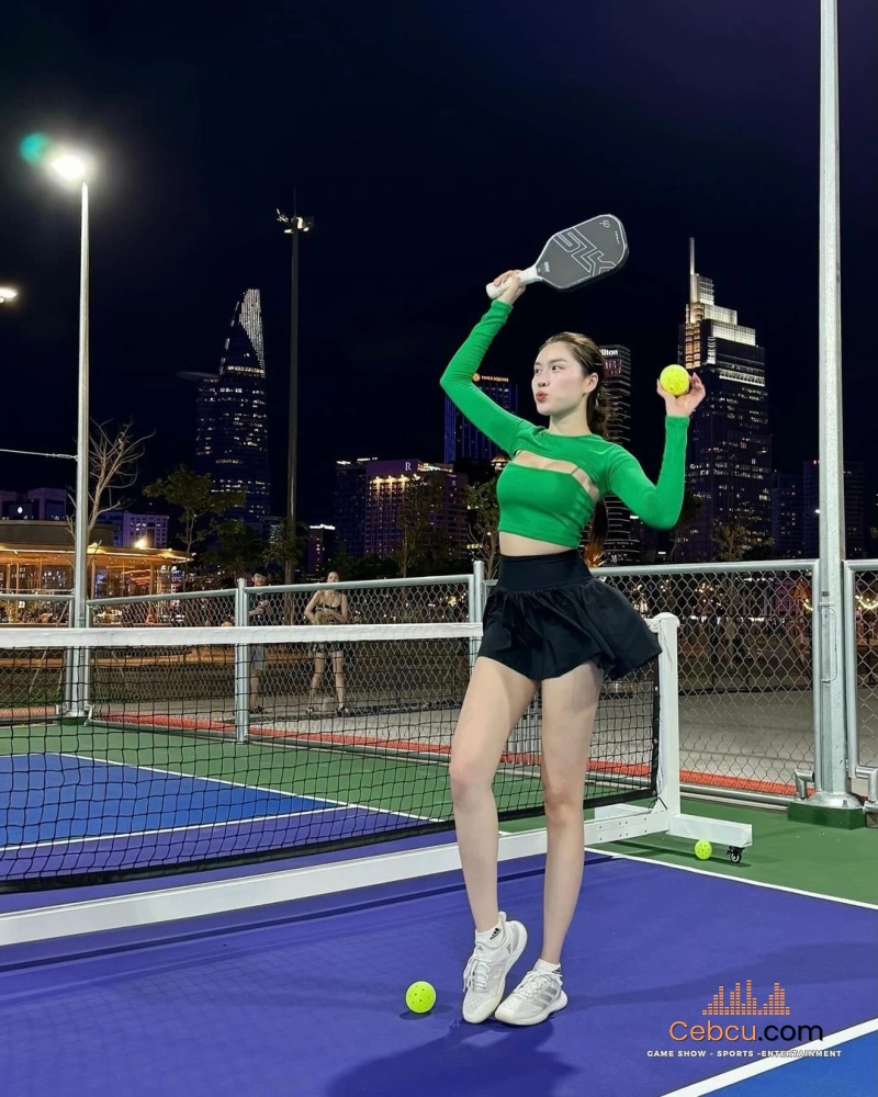 Hình ảnh gái xinh chơi Pickleball 16